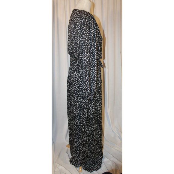 Fraiche by J Long Sleeve Boho Wrap Maxi Dress MEDIUM Black White Silver Floral - Picture 2 of 5